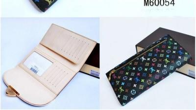 LOUIS VUITTON Wallets-65